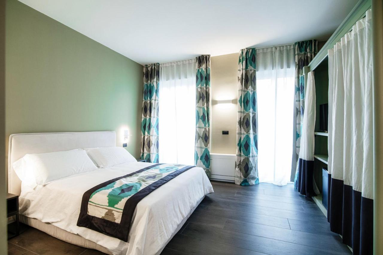 In Centro Luxury Rooms コモ エクステリア 写真
