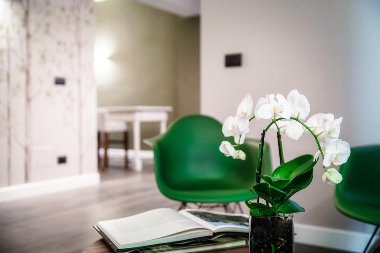 In Centro Luxury Rooms コモ エクステリア 写真