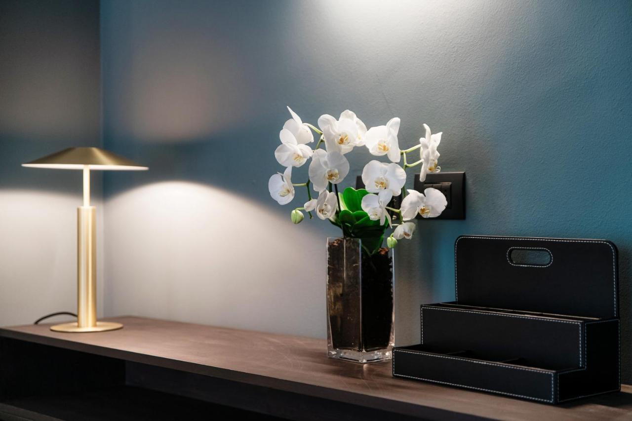 In Centro Luxury Rooms コモ エクステリア 写真