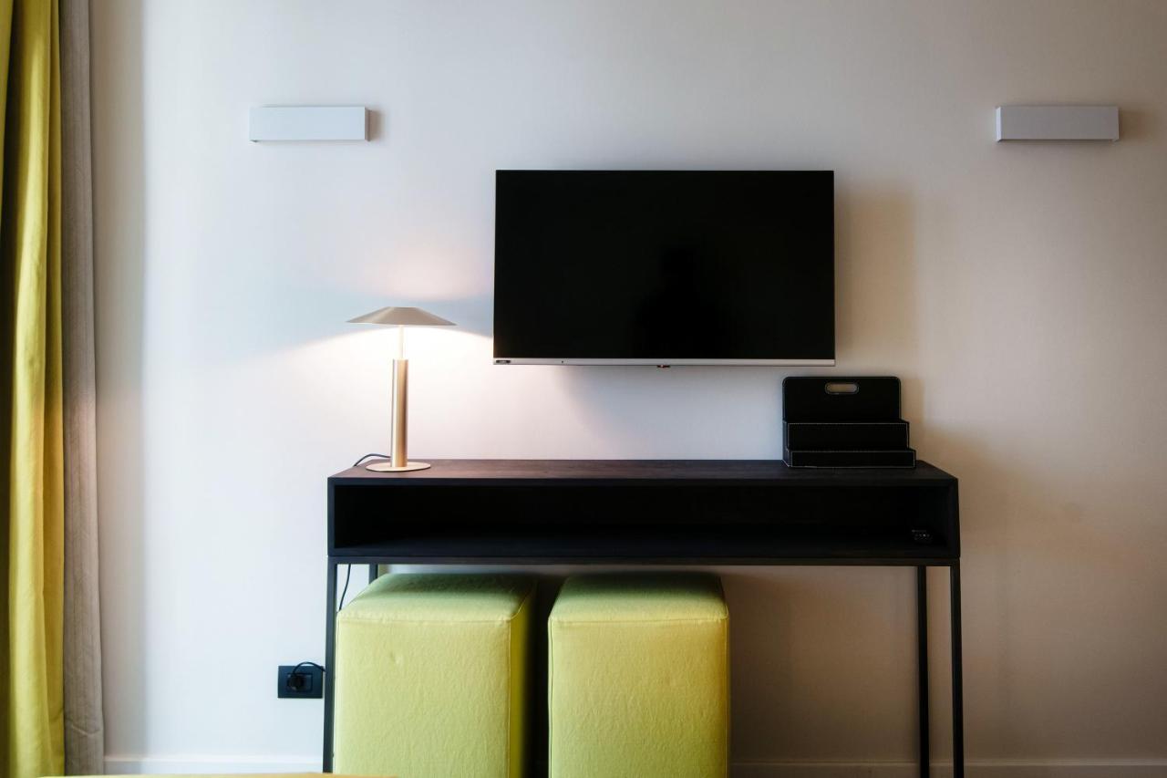 In Centro Luxury Rooms コモ エクステリア 写真